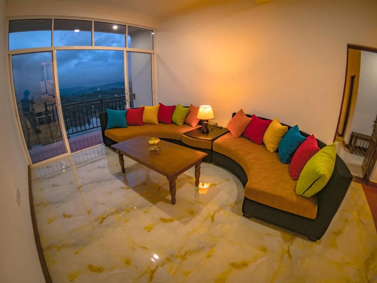 Riverbank Boutique Hotel Κάντι